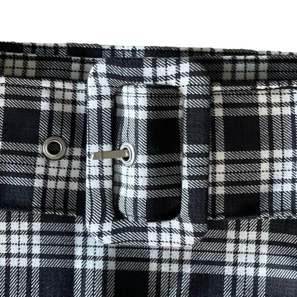 Divided H&M skirt mini plaid black white belted schoolgirl lined preppy size 10 - Picture 3 of 5